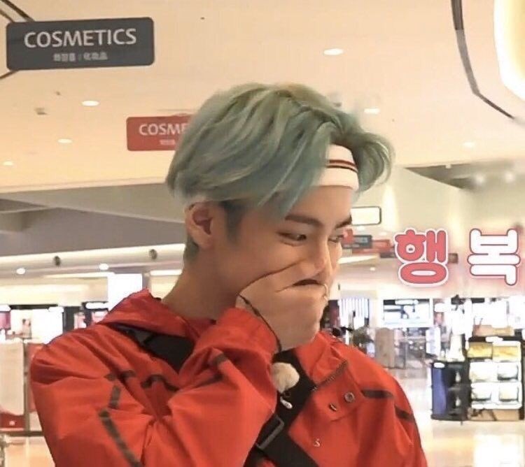 Bts zoando o próprio fandom uma thread pra você rir: