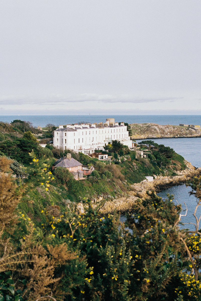 marcargentique's tweet photo. @moment Killiney Hill on Fuji Superia 400 https://t.co/R7w2k7l8I1