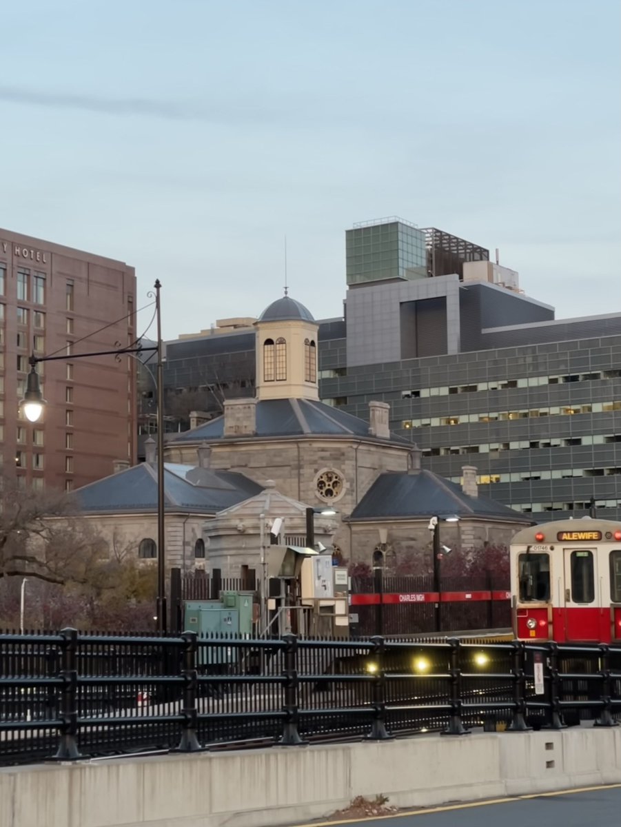 The Liberty, A Luxury Collection Hotel tweet media