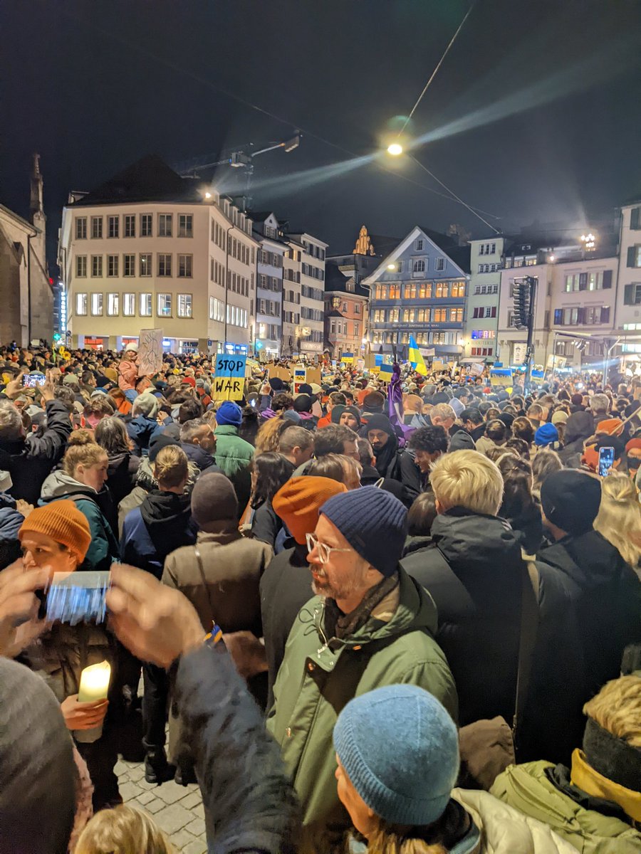 Maybe just a few thousand, but Münsterhof #Zuerich #StandWithUkriane