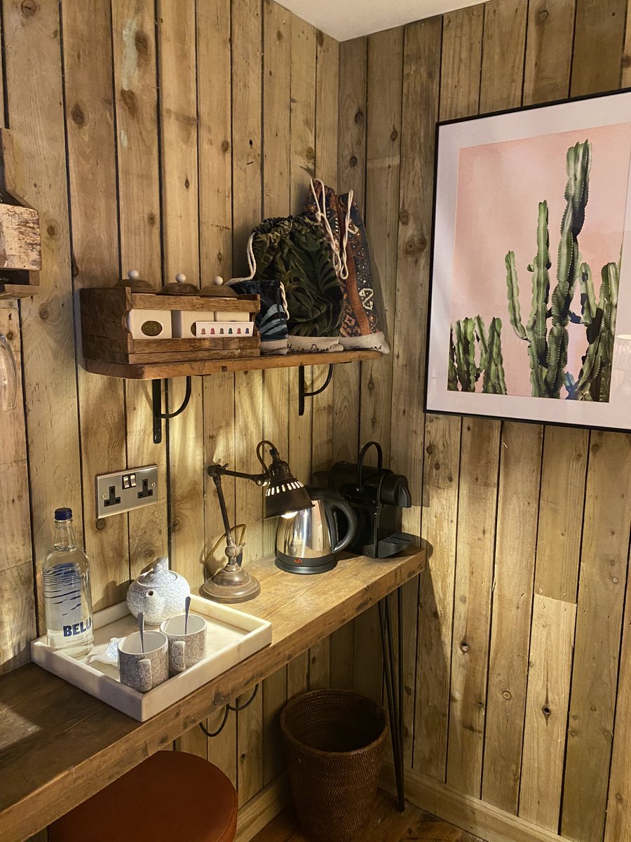 Despite the rain it’s always lovely to be back in Penzance 🌊 #lovepenzance