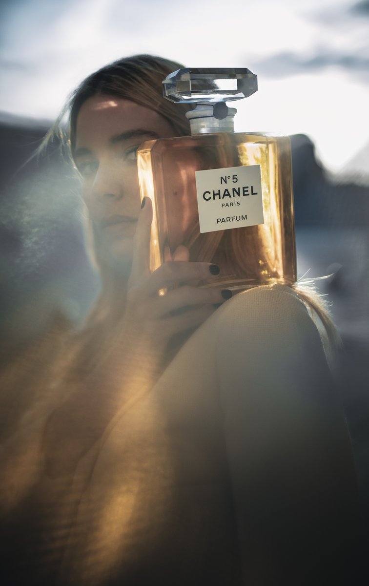 "Numéro 5" : Paris, Le Louvre, 2021

#CHANEL #ChanelBeauty

500px.com/photo/10448440…