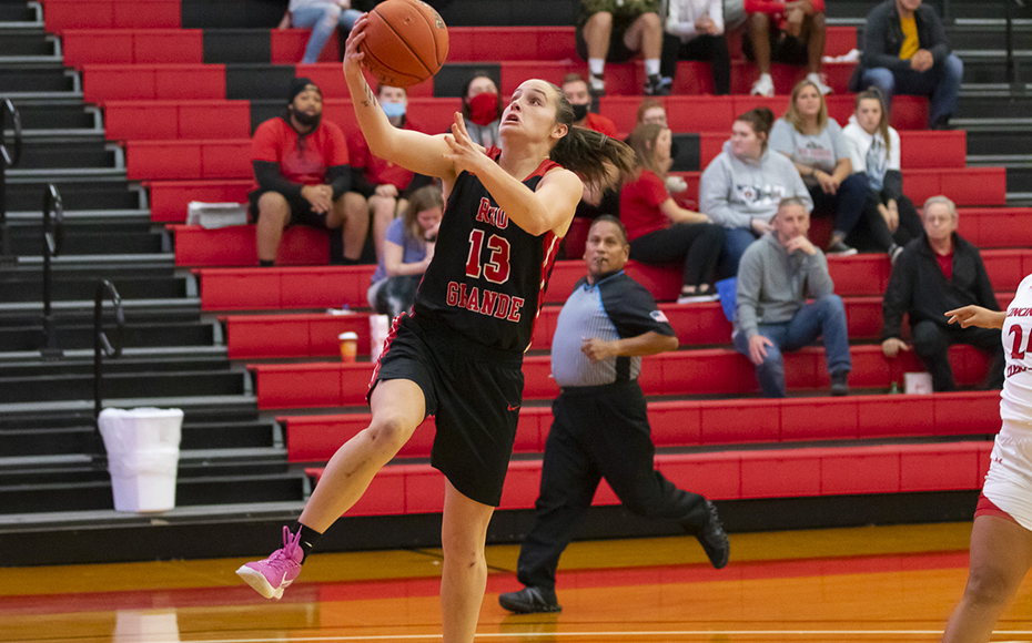 🏀 2021-22 All-RSC Women's Basketball Teams &amp; Awards released! No. 20 Rio Grande grabs the spotlight with RSC Player &amp; Newcomer of the Year Ella Skeens and RSC Coach of the Year Dave Smalley

Read more: bit.ly/36EuZxy
#RSCWBB #NAIA #NAIAWBB