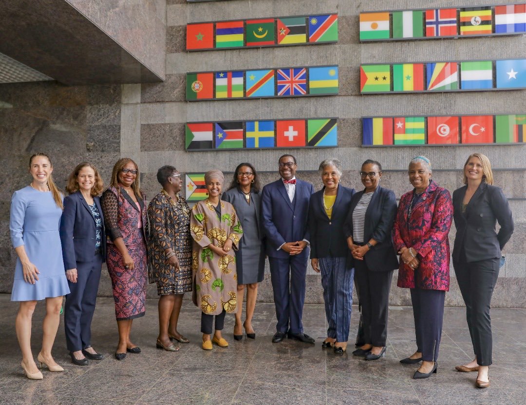 akin_adesina's tweet photo. Power to Women: I was privileged to be a happy minority among the powerful USA Congresswomen ⁦@IlhanMN⁩ ⁦@RepBeatty⁩ ⁦@RepLawrence⁩ and the “AAA-rated women that I appointed to the senior leadership of the ⁦@AfDB_Group⁩”. When women win, Africa wins!👍🏼 https://t.co/VBjMT6bvI5