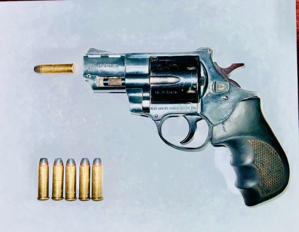 NYPD90Pct's tweet photo. There is no such thing as a “routine” car stop. Over the weekend, your Public Safety Officers conducted a car stop, leading to the arrests of two individuals in possession of these loaded firearms.  #TwoLessGuns in #Williamsburg https://t.co/Fo5xSMnQdO