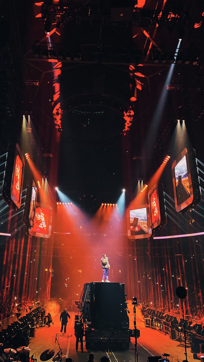 ᴅᴀᴠɪᴅ ᴍᴀʟᴀᴠᴇ tweet media