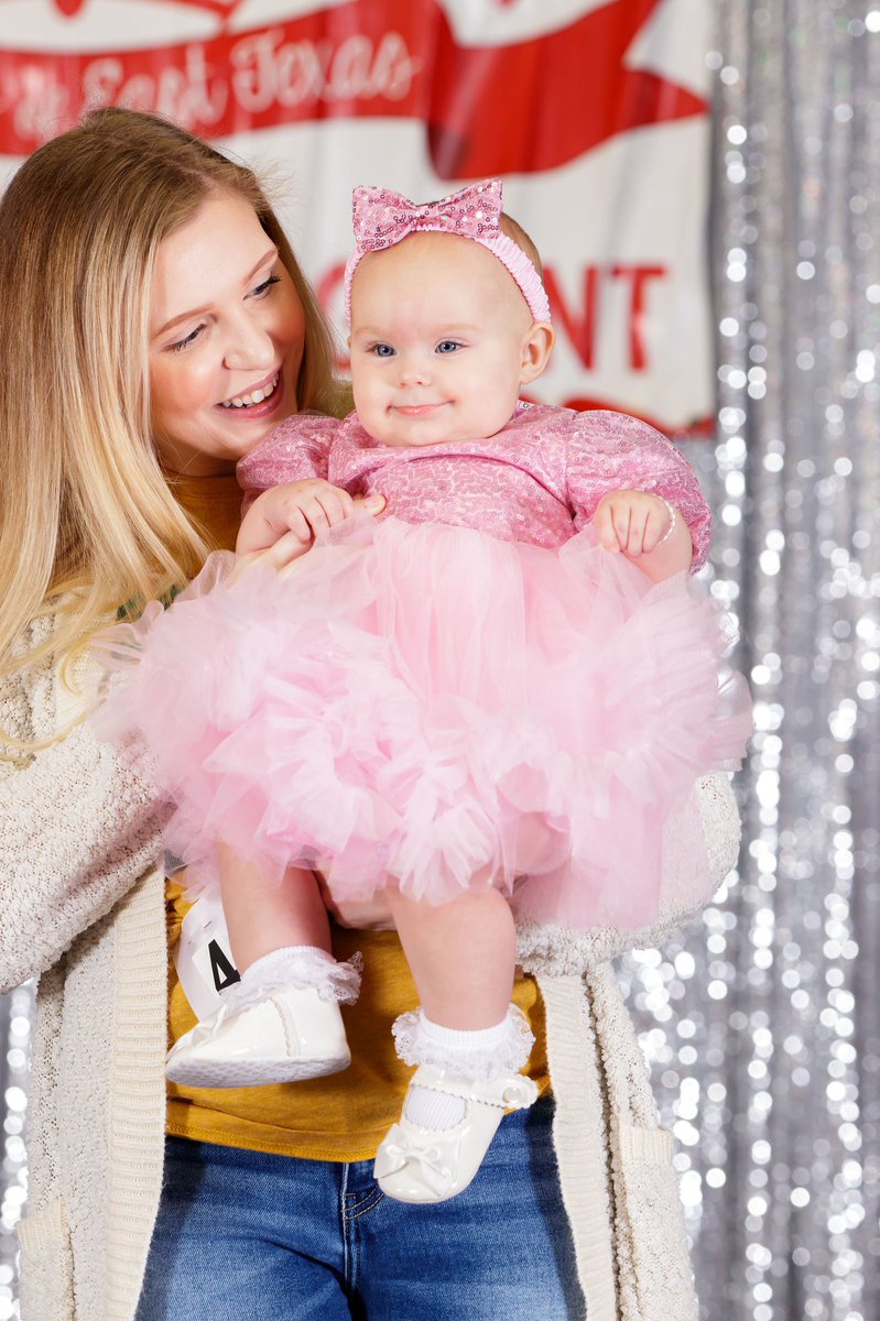 taylor_marieee0's tweet photo. baby Miss Lufkin 💕 https://t.co/Q0TeP1a3uk