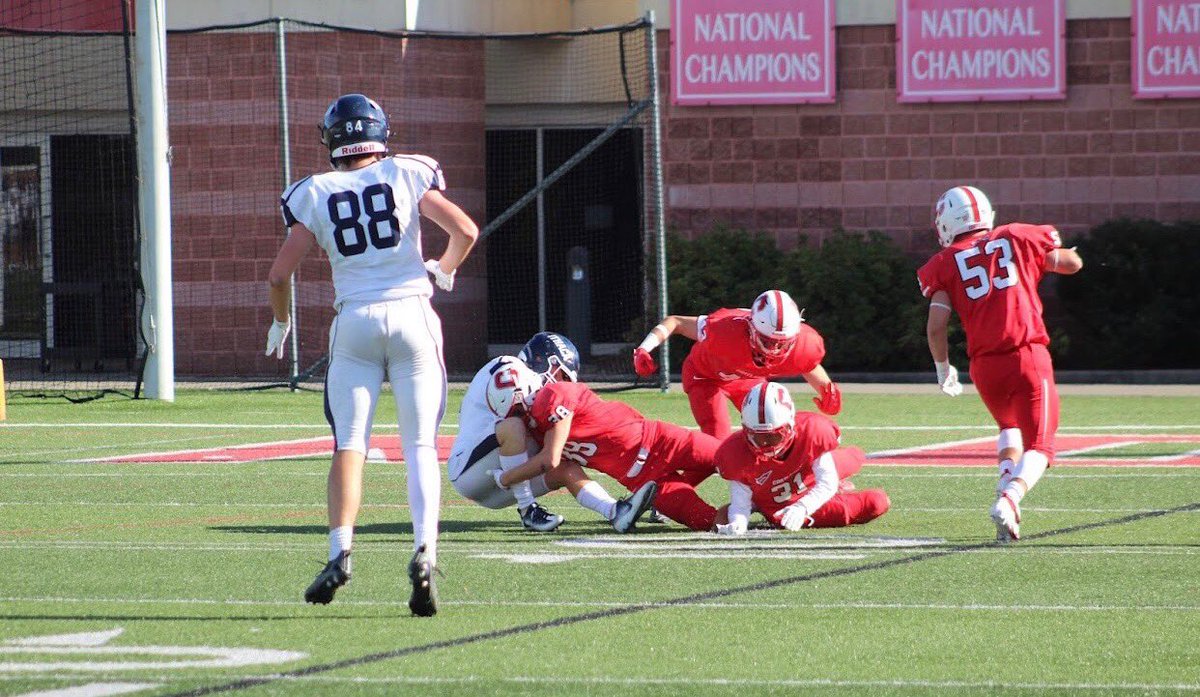 🔴Dragon of the Week🐉

Week 4
Ty Kolar
📕 Freshman
📚 Physical Education
🏈 Defensive Back
#️⃣ 29
🏡 Sayville HS
📍 Sayville, NY

#DragonRising