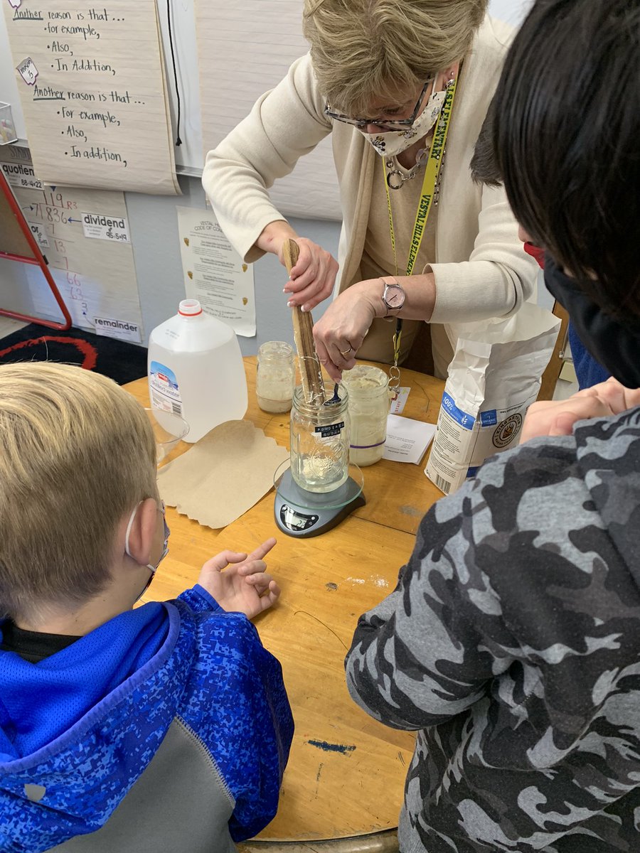 DeniseEngland20's tweet photo. Get yourself a principal that will make sourdough bread with your kids!❤️❤️@tamastro17 #vestalhills #chemistryinthekitchen #chemicalmagic https://t.co/x6oB5RUoyI