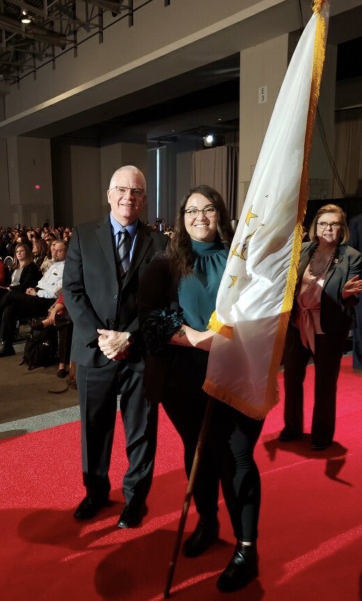 <a href="/ihmvcu/">IHMVCU</a>’s Missy Kruzel &amp; <a href="/FinancialPlusCU/">Financial Plus CU</a>’s Tim O’Donnell walked the #illinois flag in the #CUNAGAC Parade of Flags during today’s opening ceremony! #crasher #creditunions