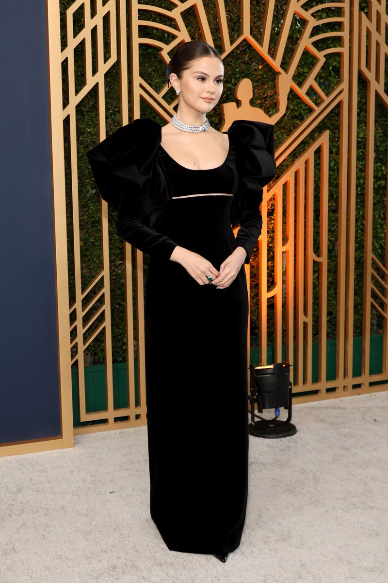 RevistaAlaModa's tweet photo. Esta 28º edición de los SAG Awards 2022, la alfombra roja recibió a decenas de estrellas. Recordemos algunos de las celebridades que pasaron por allí.
#Alamoda #ViveAlaModa #SAGAwards https://t.co/kmr0HAhhdJ