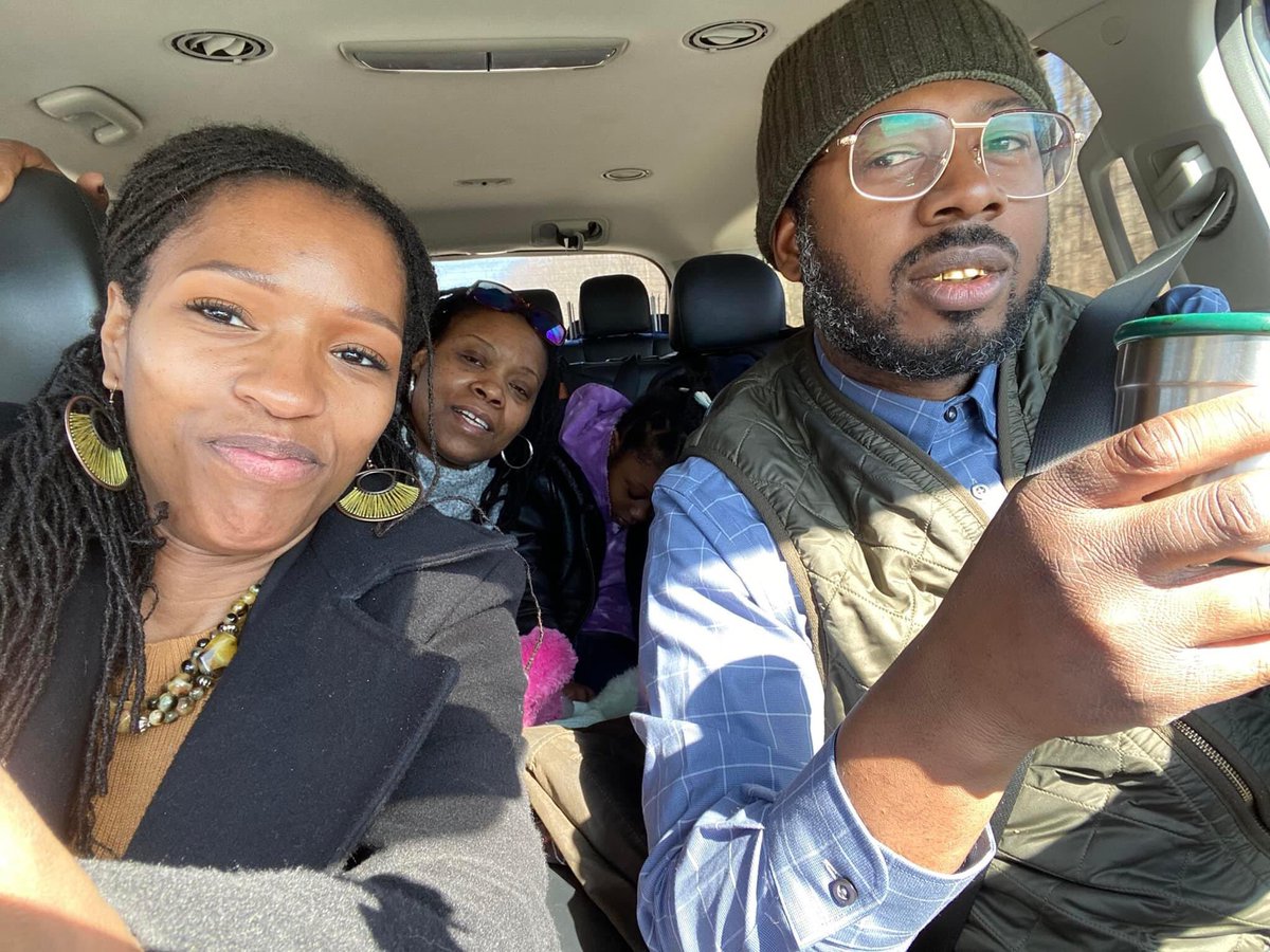 Msdebra_01's tweet photo. Cairo, IL @LatashaHFields &amp; @MmaxSolomon making their way through 102 Counties in #Illinois ‼️
If You’ll Host It 🙌🏽 They’ll Come 🙌🏽
#CampaignFlow #LetsFixIllinois #twill
@Devio @AngelH29962447 @CoachFelecia @MRSpinkston85 @whitleyjyates ❤️ https://t.co/uCcFT4rlsm