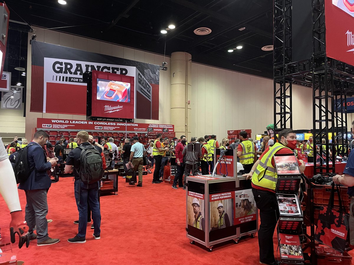 OCCC's tweet image. 🍊⚙️ The @Grainger Show is back this week at the OCCC! This year’s event will welcome thousands of #Grainger customers, suppliers and team members to safely and effectively conduct business, network and find new ways to do #BusinessBetterThanUsual.