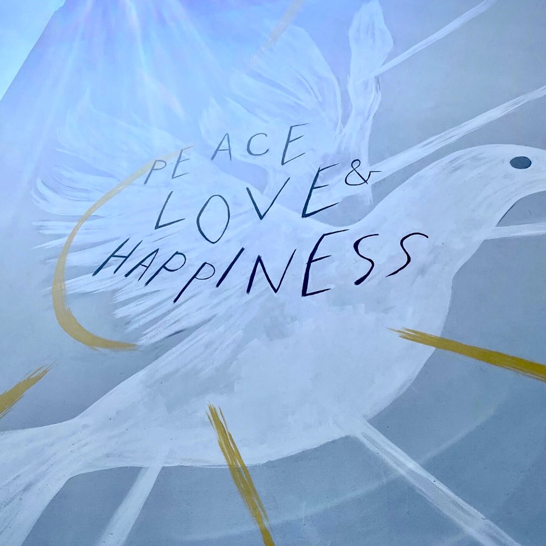 Action for Happiness (@actionhappiness) on Twitter photo Keep aiming for peace, love & happiness, even in dark times 🕊
Image: <a href="/morganhnichols/">Morgan Harper Nichols</a> Keep aiming for peace, love & happiness, even in dark times 🕊
Image: <a href="/morganhnichols/">Morgan Harper Nichols</a>