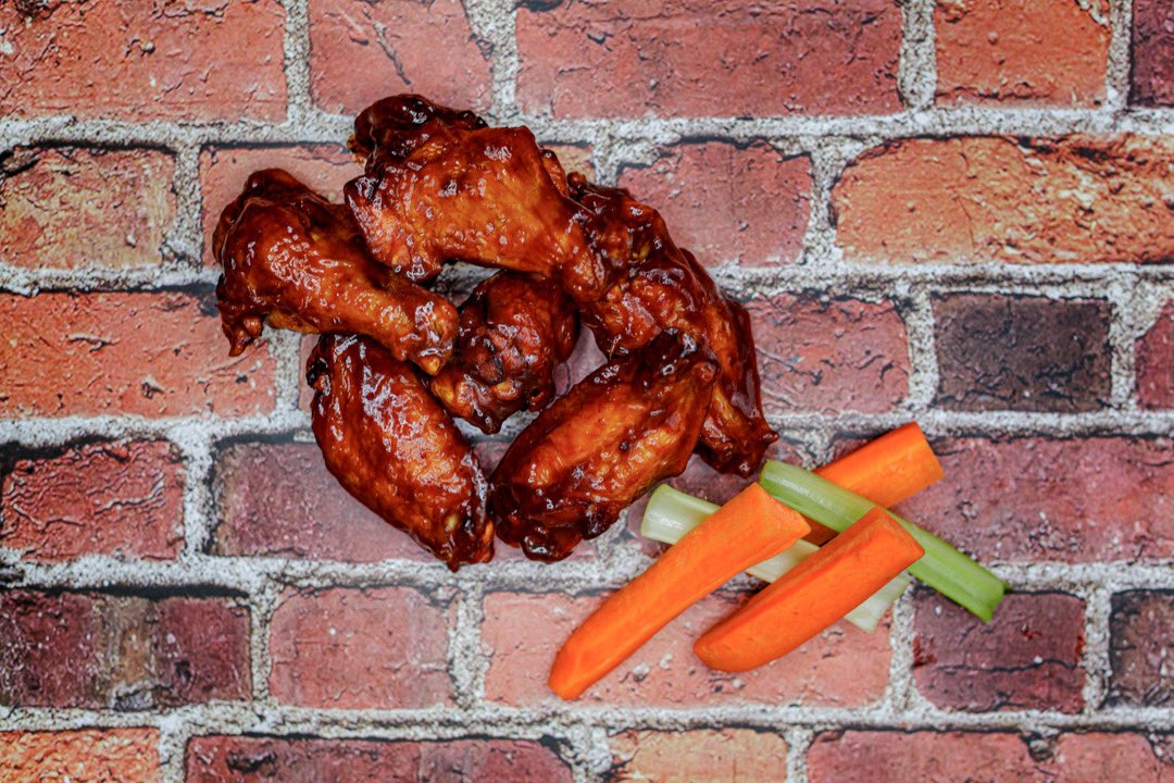 AtomicWings's tweet photo. Mood= Boosted🍗 
⠀⠀⠀⠀⠀⠀⠀⠀⠀
#AtomicWings #NaturallyAuthentic #EatLocal #NYCWings #NYCEats #NYCRestaurant #ChickenWings https://t.co/7X7MHMabme
