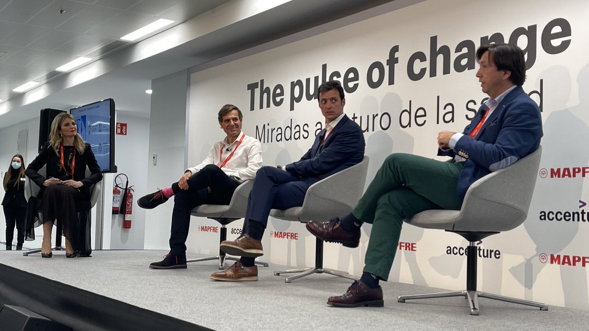 🩺📲Terminamos la velada con "Fireside Chat: Acelerando el cambio".

Intervienen <a href="/pedrodiazyuste/">Pedro Díaz Yuste</a> (Director de Salud Digital de MAPFRE), <a href="/lmezama/">luis martín ezama</a> (CEO de <a href="/cancerappy/">CancerAppy</a>) y Miguel A. Bru Angelats (Vice Presidente de Desarrollo de Negocio de <a href="/madeofgenes/">Made of Genes</a>). ¡Modera <a href="/LuisaBautistaG/">Luisa Bautista</a>!