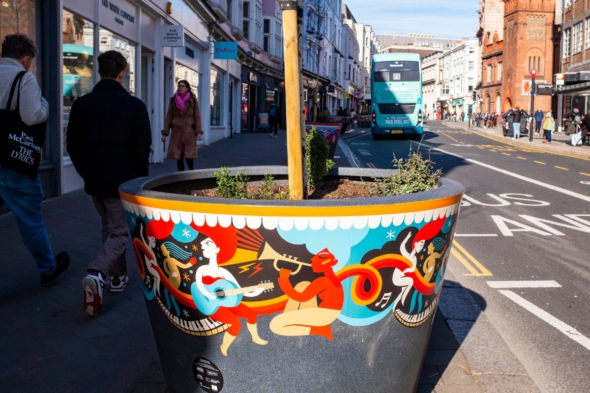 Colourful flower pots installed in Brighton as part of art trail bit.ly/3BYsr94 #albasussex