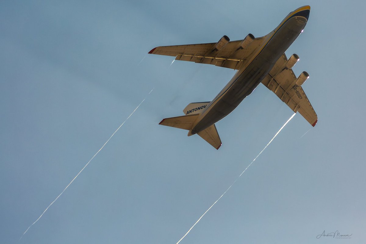 adsbcr's tweet photo. Otras imágenes de la salida del Antonov 124 el día de hoy. Fotos por Omali Cordero y Andrés Meneses @CR_Aviation @CrAereo @AntonovCompany @AirlinesAntonov #ADSB #UR82007 https://t.co/dEQBlry5MC