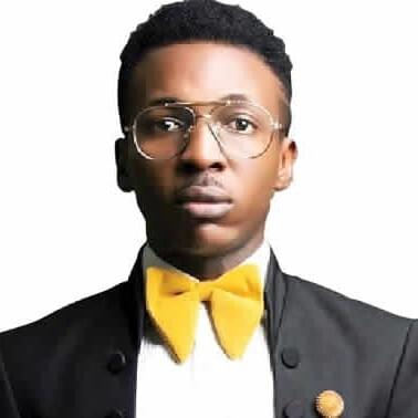 Kpoko1005FM's tweet photo. Let It RAIN🎧 by @FRANKRICHBOY
#KpokoNights🔛📻
#ManCorner wit @bigboldjenny https://t.co/7KWOHGge8a