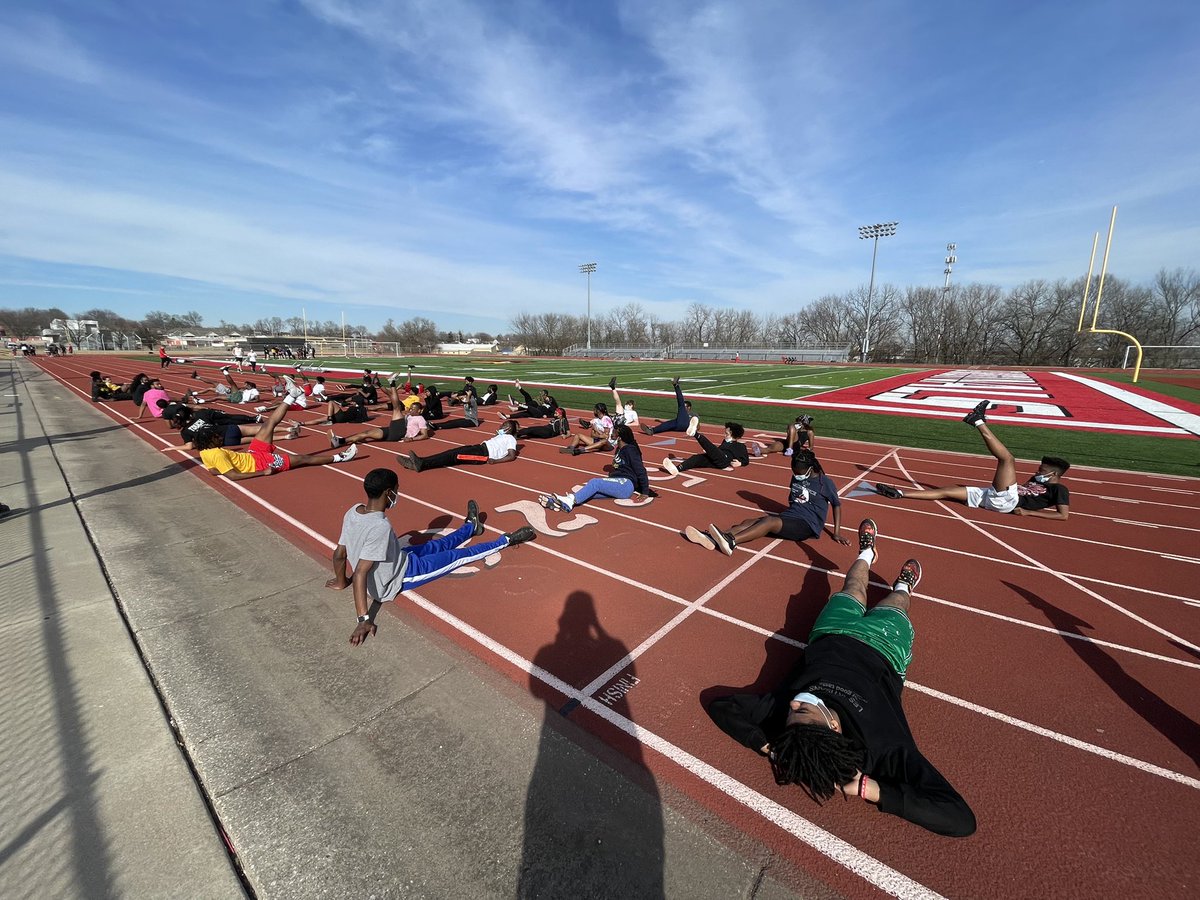 raysouth_track's tweet image. Day one getting it done! 1st building block!🧱🧱🧱💪💪💪#fastcards
