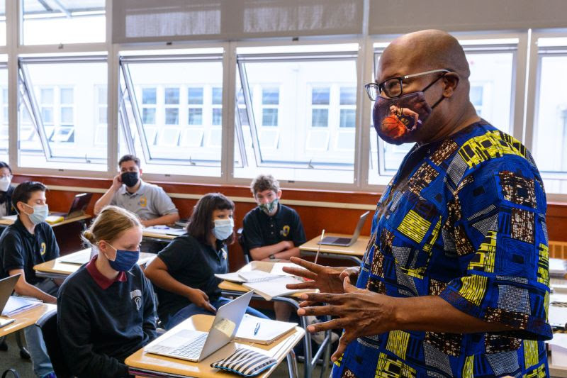 LibbySchaaf's tweet photo. We’re proud that Oakland’s Bishop O’Dowd is one of 50 schools nationwide to pilot the Advanced Placement African-American History course! #blackhistorymonth https://t.co/nwHYhwK98o