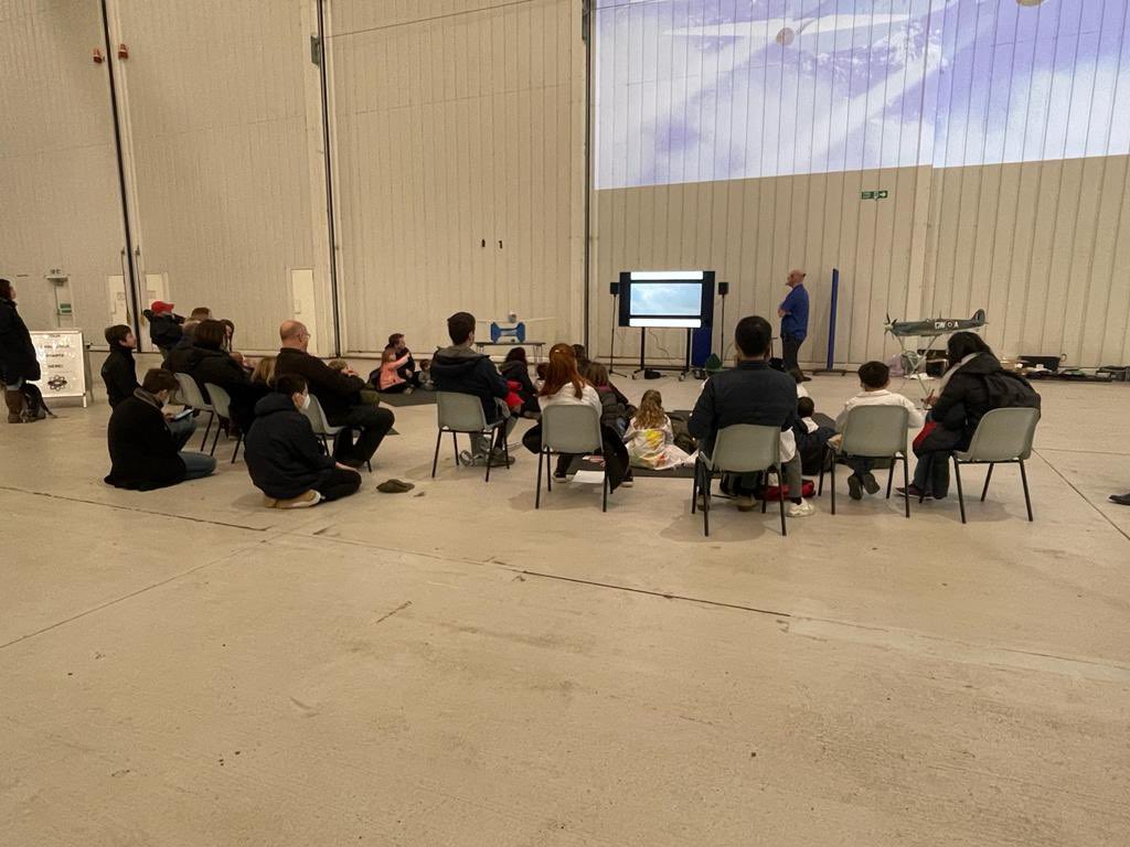 theSkyLabSTEM's tweet image. Had a fabulous time back on the road for the first time @IWMDuxford with @RoySocChem @molliske  at the weekend