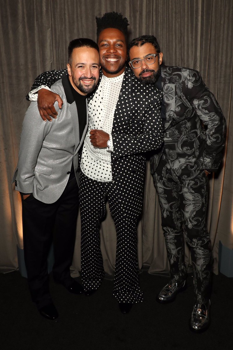 stefshiddles's tweet photo. The golden trio ❤️❤️❤️ #SAGAwards https://t.co/YeO9wql2O9