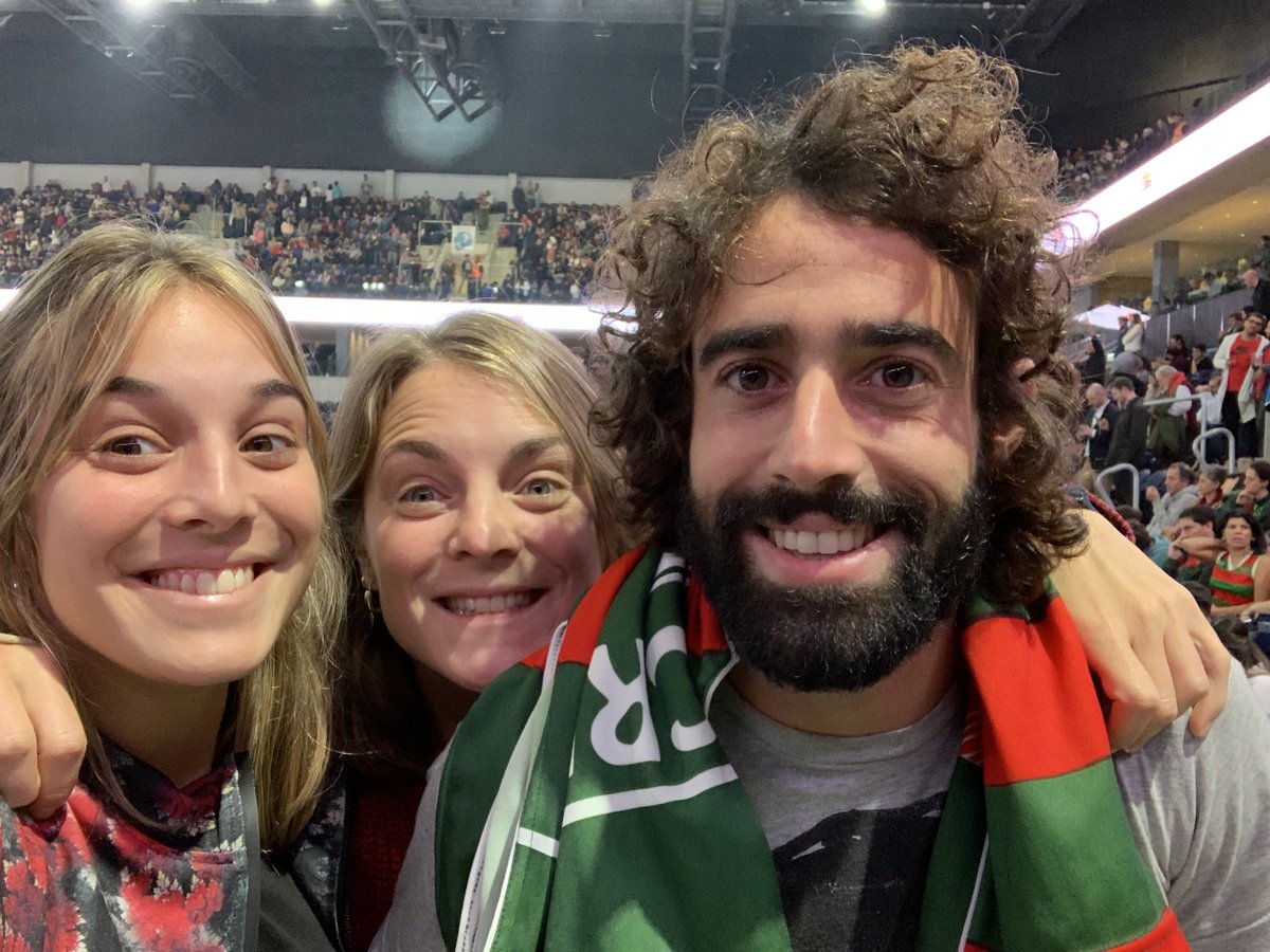 JGarre3's tweet photo. 100 años de gloria, de generaciones de entusiasmo y de valía. Qué linda sensación la de compartir una pasión. Gracias viejo y gracias aguatero por tantas alegrías 💚❤️ 
@Aguada_oficial @HAguatera @Somos_Aguada https://t.co/cbdhbre9Np