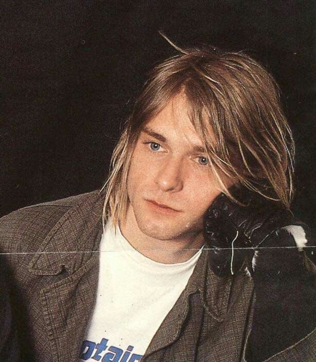 whitesunlower's tweet photo. kurt cobain https://t.co/XMM2yRzZGF