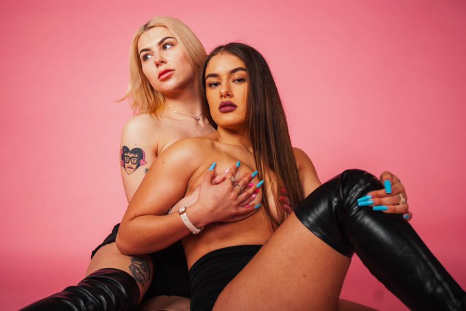 this was deleted from instagram 😢💔 https://t.co/RE24P3nbEL