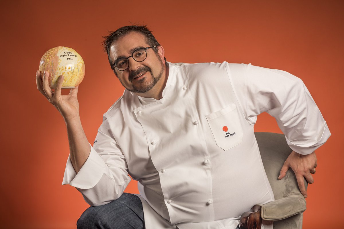 Sol_Blanc's tweet photo. Renovem Sol @GuiaRepsol 2022 i a Pals ja en tenim 3 #sapunta @Sol_Blanc i @VICUSrestaurant  ☀️☀️☀️ #visitpals @visitpals https://t.co/u6mR0Sj0hq