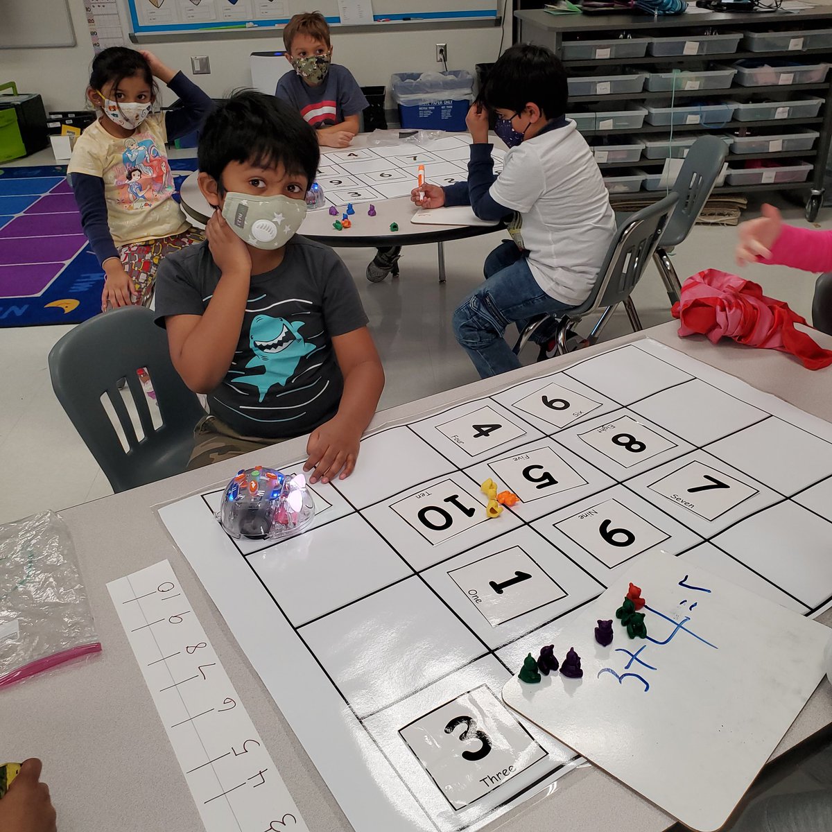 mrslsmithGPES's tweet image. #GoGPGators @GoshenPostES #kinderscode