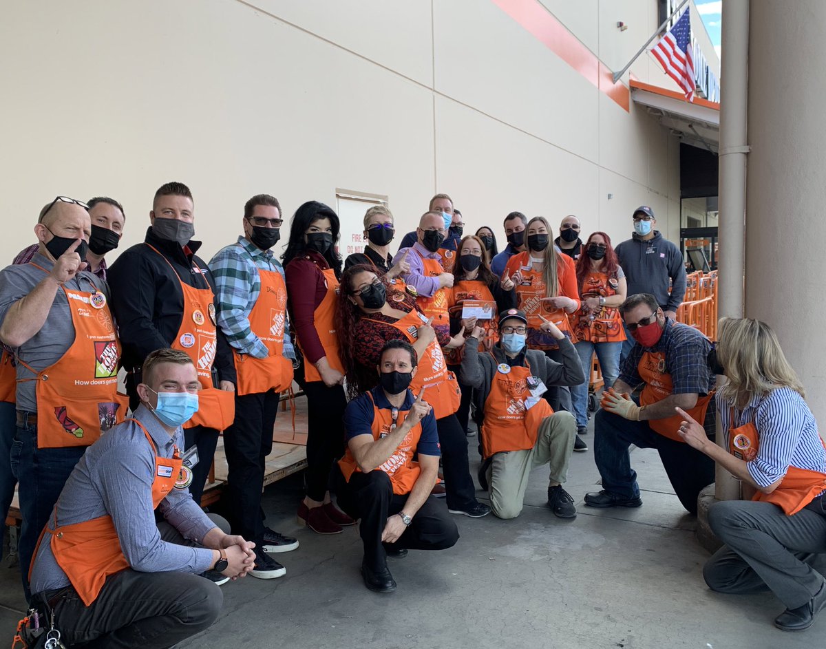 Sarah Monaco tweet media