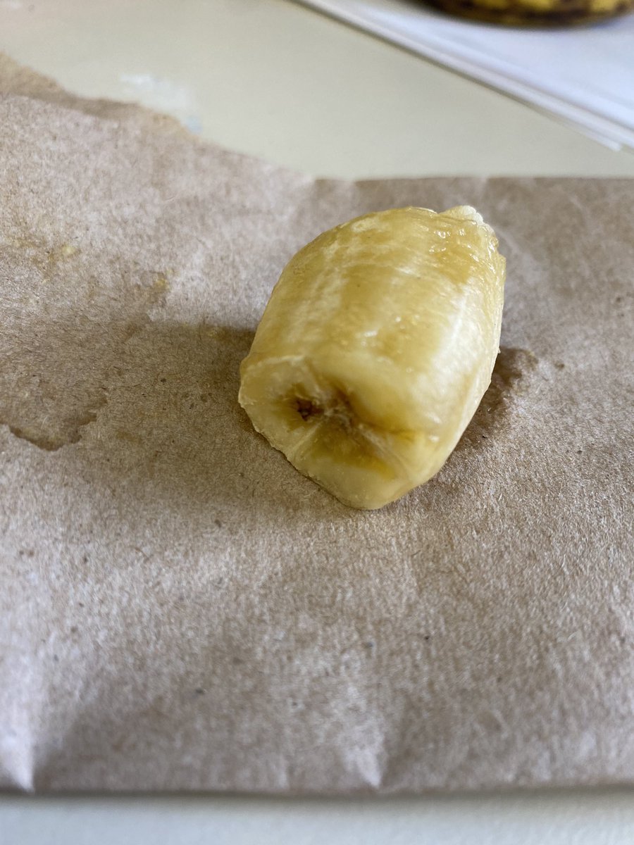 wdsgradesix's tweet photo. It was a slimy situation in Grade 6 today as we explored why this banana turned brown and shriveled up. Do you know why? Hint: it has something to do with air! #airandaerodynamics #wdsgrade6 #cbescience https://t.co/0Mv0z3EZyj