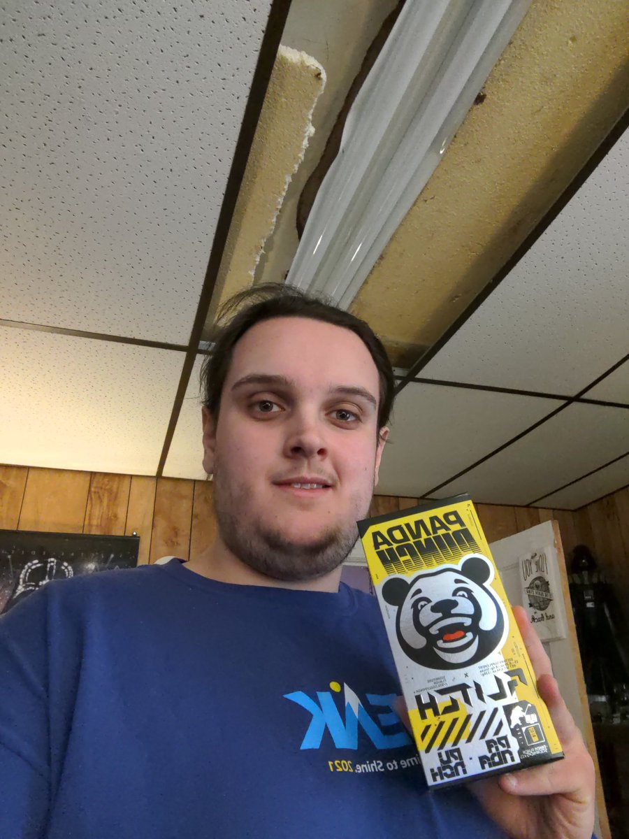 DHGE_Official's tweet photo. @glitchenergyco @BigJigglyPanda Thanks for some Panda Punch! https://t.co/proqYPRQp2