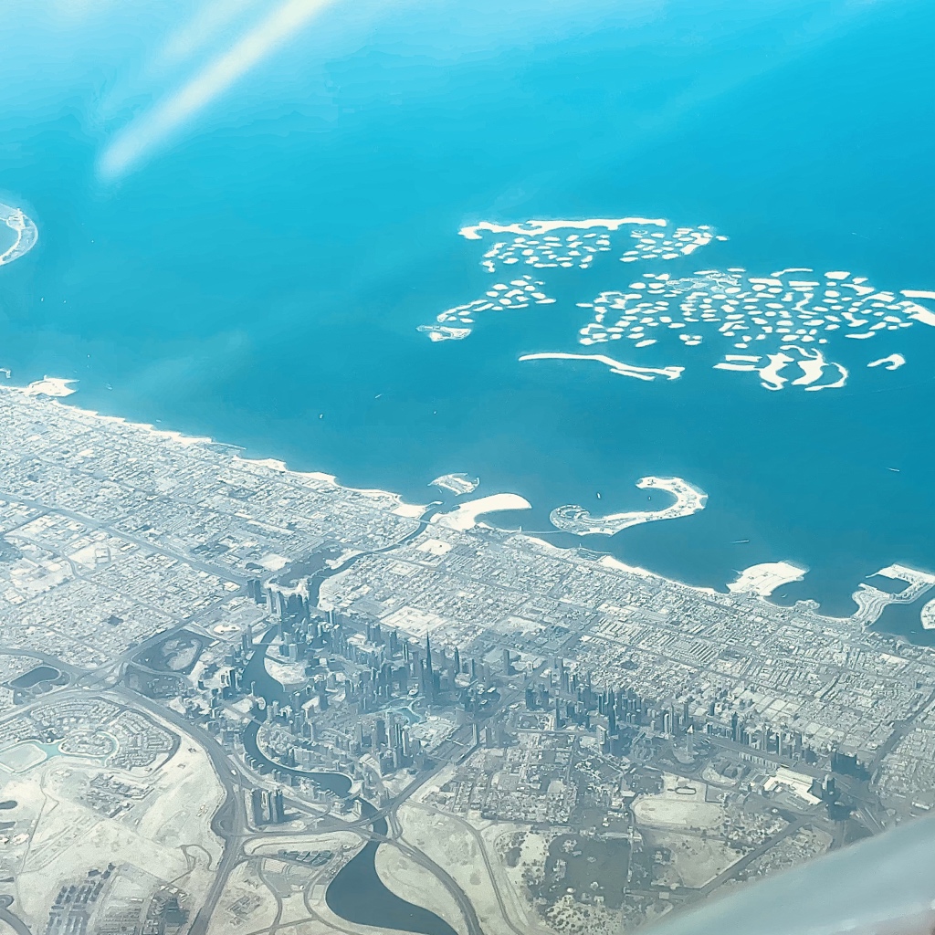 zepyaf's tweet photo. Les photos du jour ! #AF165 Dubai… https://t.co/zmJafgn9Dl