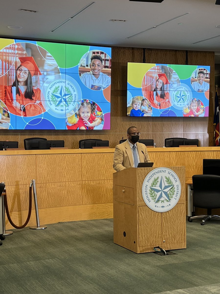 Effective tomorrow, March 1, #HISD is lifting its mask mandate. @HISDSupe provides update for the media.