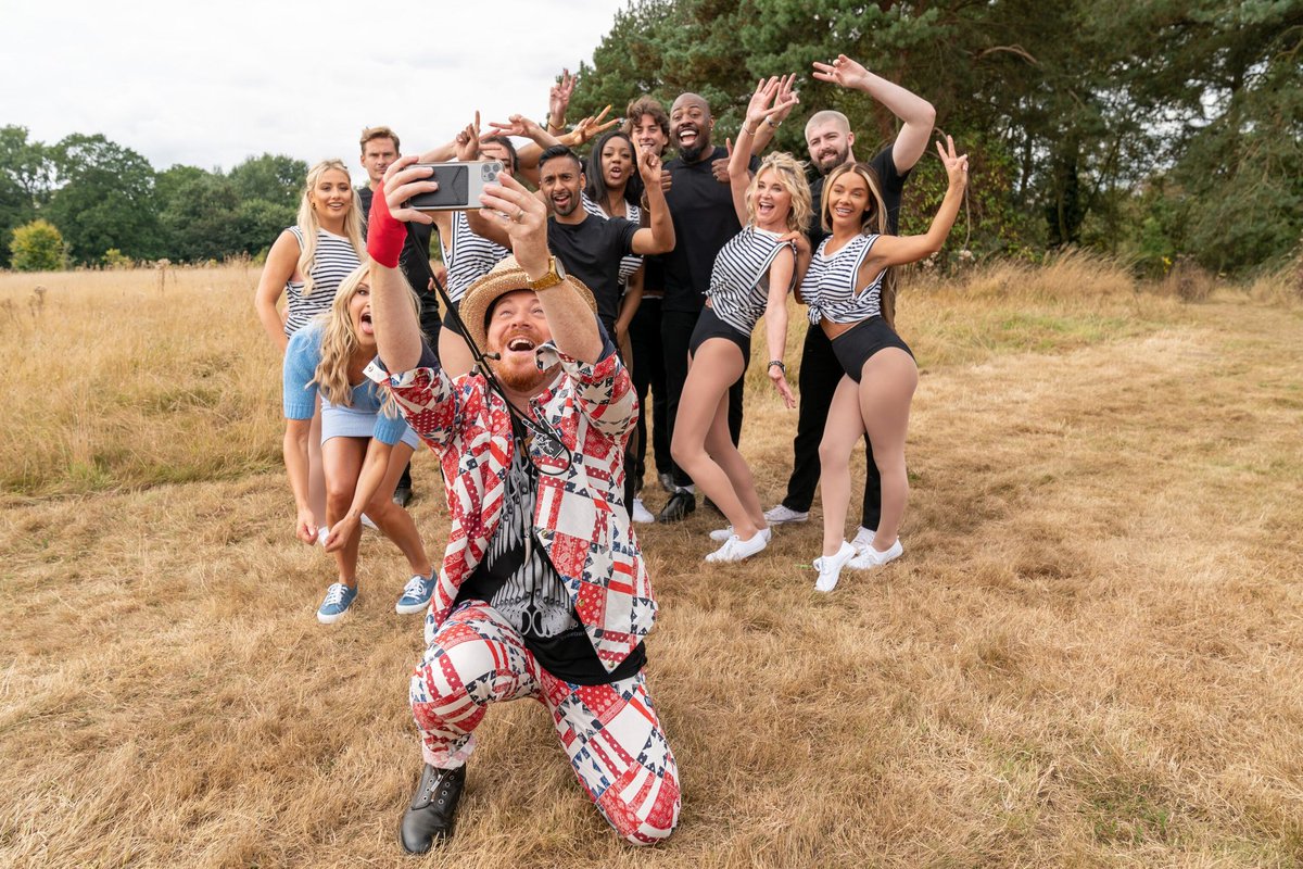 Serious group pic 😇
With a less serious group pic 😂

What a team we are <a href="/SaffronBarker/">Saffron Barker</a> <a href="/marnie/">Marnie</a> <a href="/TheVeronaRose/">Verona Rose</a> <a href="/RealJamesArgent/">James Argent</a> <a href="/DarrenHarriott/">Darren Harriott</a> <a href="/AntheaTurner1/">Anthea Turner</a> <a href="/TomMaloneJr/">Tom Malone Jr</a> <a href="/chelseehealey/">chelsee healey</a> <a href="/lemontwittor/">Keith Lemon</a> 🙌

#TheRealDirtyDancing on E4