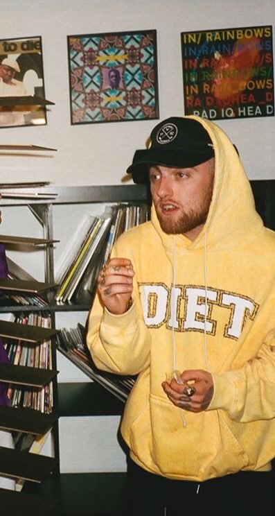 malcompicsdaily's tweet photo. happy mac miller monday https://t.co/BYmPaI6Pwt