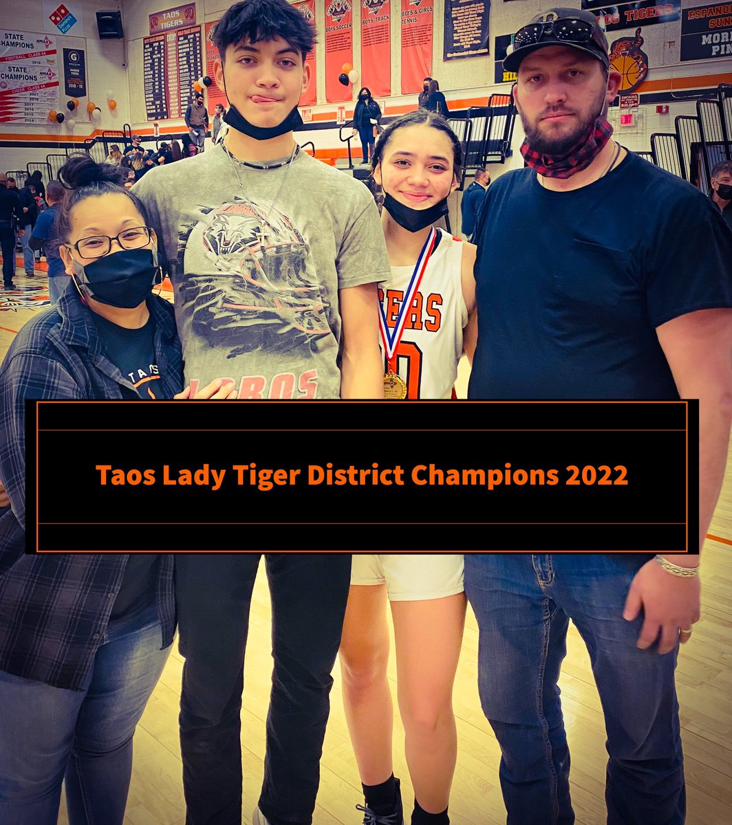 Everyone needs a ride or die entourage who makes your physical, mental, and emotional health their #1 priority. Who will show up 24/7 no questions asked ready to be whatever you need them to be. Blessed daily for mine!!! #elyclan <a href="/ely_adventures/">Valerie Ely</a> <a href="/DaemonEly/">Daemon Ely</a>