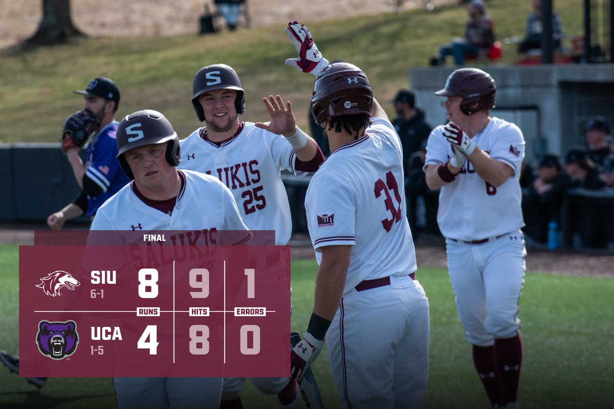 🧹🧹🧹

#Salukis complete the sweep of the Bears and have now won six-straight.