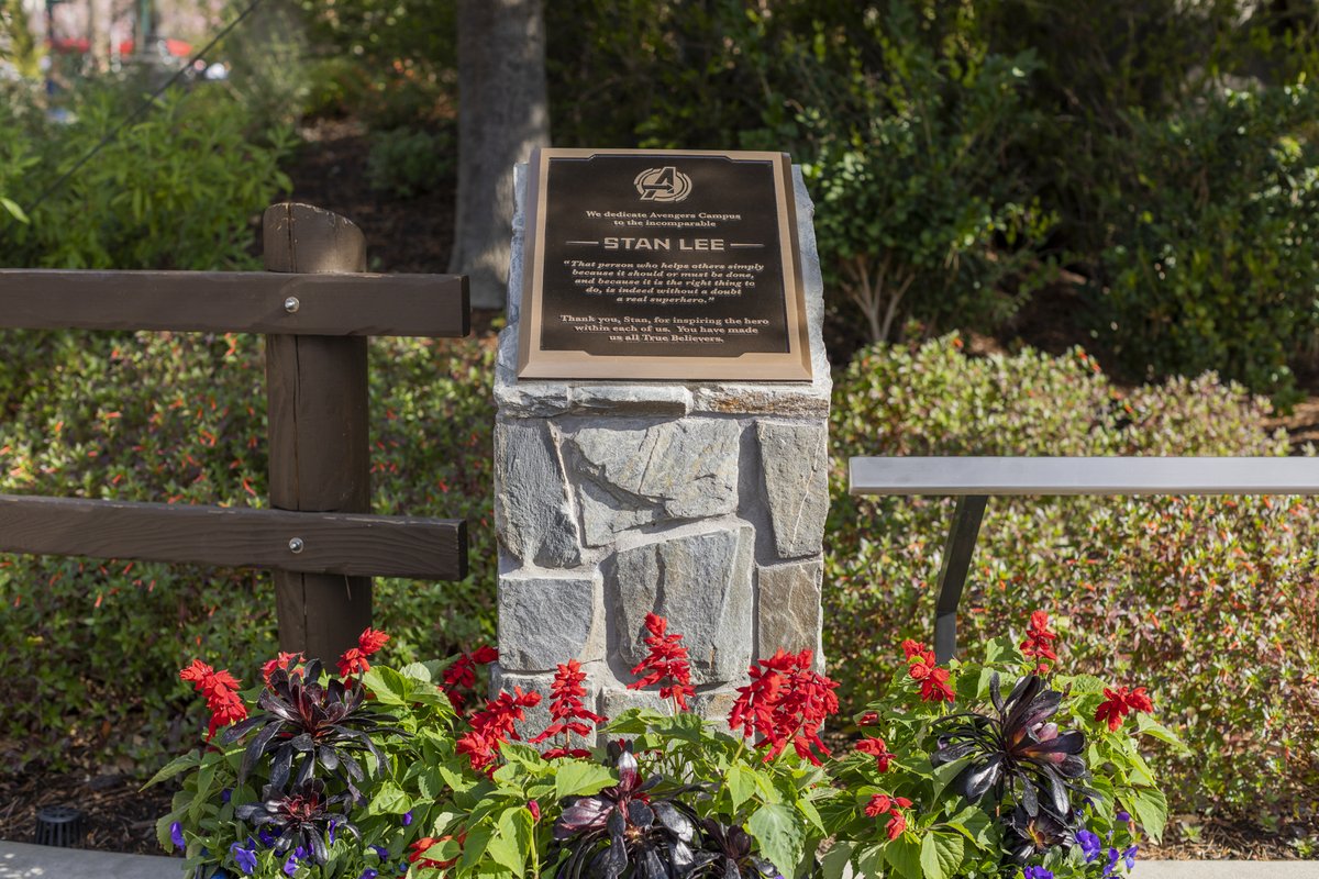 DisneyParks's tweet photo. If you find yourself near Avengers Campus in Disney California Adventure park at @Disneyland, starting today, you’ll see a plaque honoring the 100 years of the legacy of Stan Lee. https://t.co/WVnJCpz2ud https://t.co/nyuCkreGvf