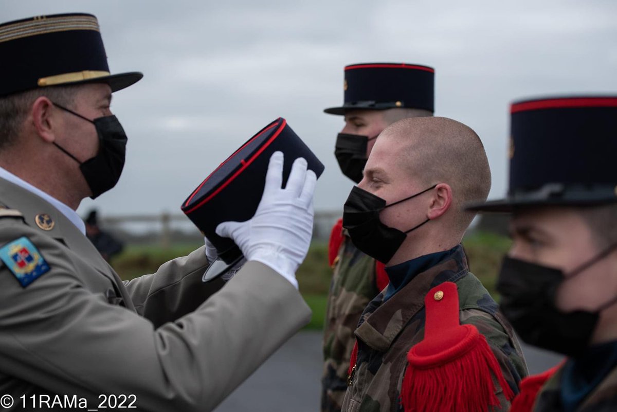 11e_RAMa's tweet image. Après 3 mois de formation, clap de fin pour la section du #CFIM du lieutenant Jean, avec une ultime et dernière marche symbolique de 80 kms le long des plages de Normandie. 

Un raid final intense, tout comme leur formation de jeunes bigors #ALaHauteur 💪