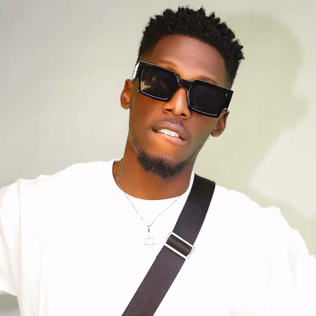 C4_Official_'s tweet image. Every picture tell a story✨
#Anticipatinggreatness #jollo