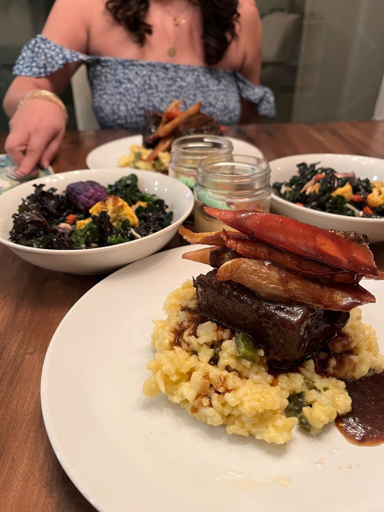 devourphoenix's tweet image. This is us looking at all your #DevourPhoenix photos 😍🤤🙌🏼 Thank you to everyone who made Devour at Home a success! We’re talking sponsors, chefs, volunteers, and of course you wonderful people supporting local restaurants! ❤️