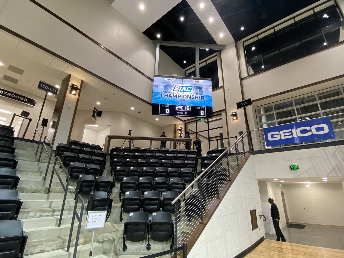 chrisjfarrow's tweet photo. As a long time former resident of York Country, SC it was awesome to check out the relatively new Rock Hill Sports &amp; Event Center this past weekend. I’ll shall return very soon. 🏀🏀 #RossPS #SiteSurvey #SIACTournament22 https://t.co/i9W7oQ50Vl