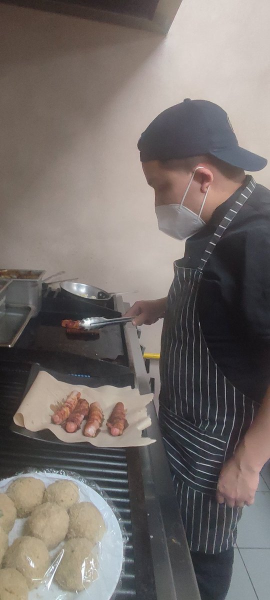 cabo2406's tweet photo. Cocinando andamos https://t.co/gDcnedFEJN