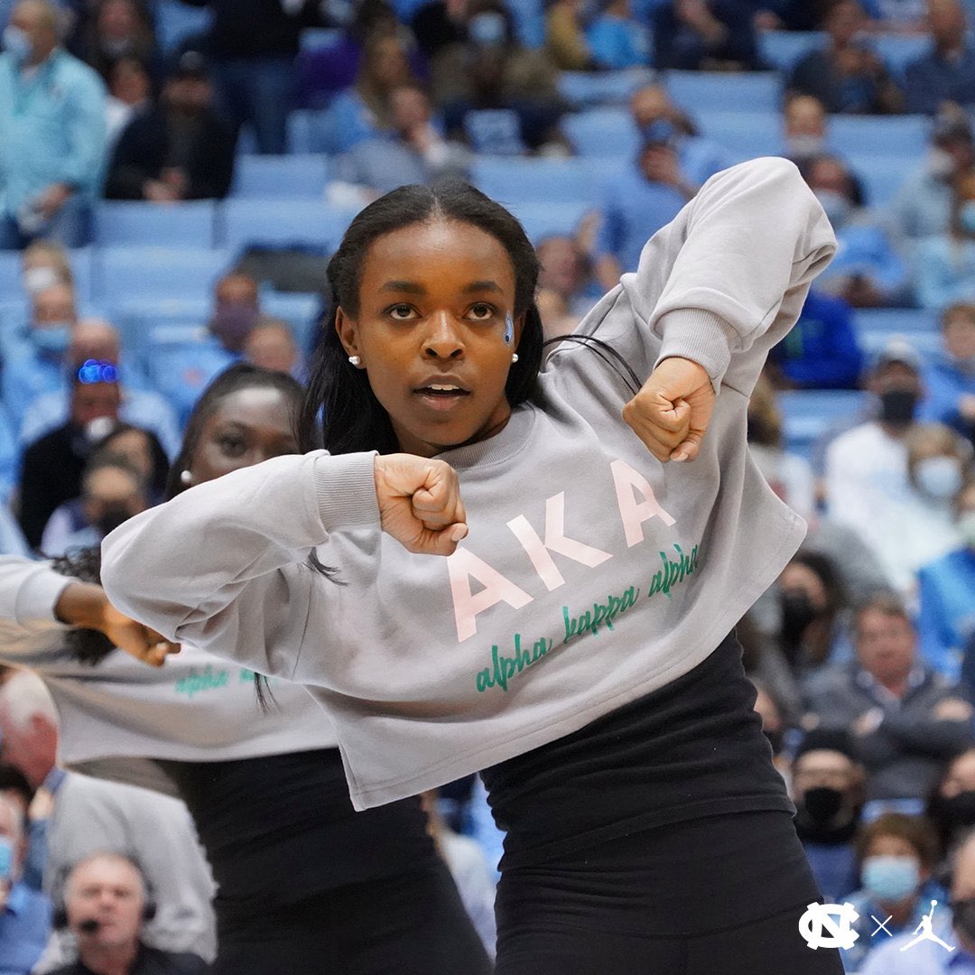Thank you to Carolina Athletics, and everyone who supported the Theta Pi Chapter’s halftime performance at the UNC vs. Syracuse game. We are so grateful for this opportunity, and honored to take part in the celebration of Black Greek Letter Organizations. 💕💚