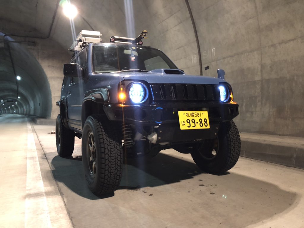 ジムニー乗り回すので精一杯