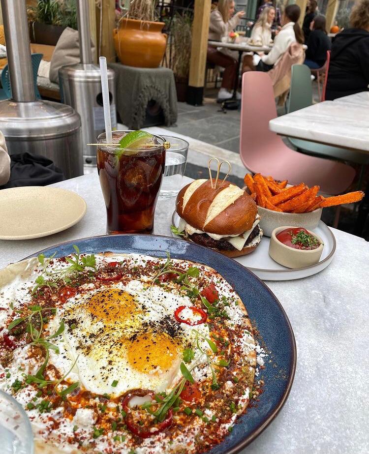 dsaaf14's tweet image. It is the country with the most delicious food.